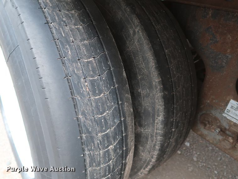 image for item IY9157 2008 Wabash  dry van trailer