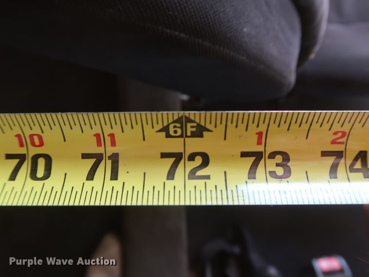 image for item IY9160 2006 Peterbilt 379  semi truck