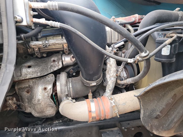 image for item JE9972 2016 Freightliner Cascadia  semi truck