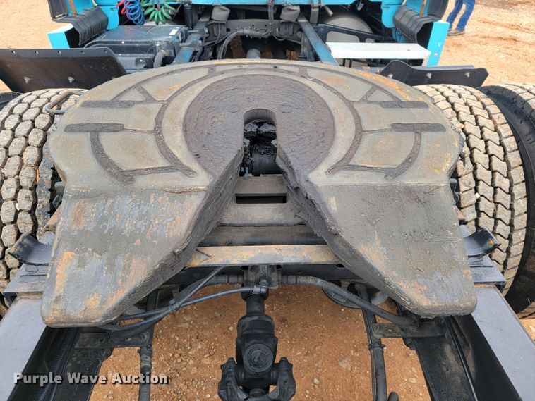 image for item JE9972 2016 Freightliner Cascadia  semi truck