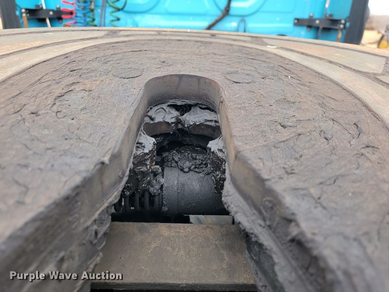 image for item JE9972 2016 Freightliner Cascadia  semi truck