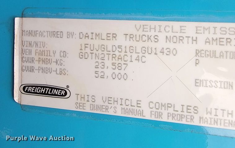 image for item JE9972 2016 Freightliner Cascadia  semi truck