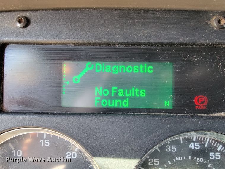 image for item JE9990 2013 Kenworth T700  semi truck