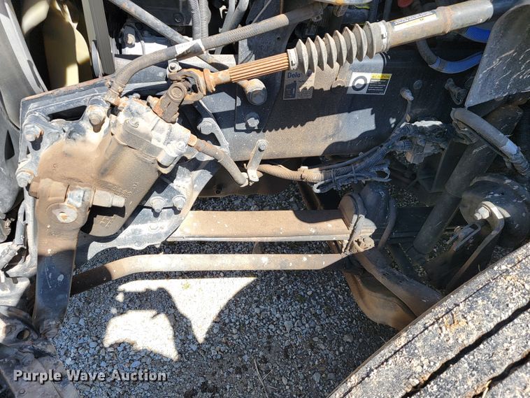 image for item JE9990 2013 Kenworth T700  semi truck