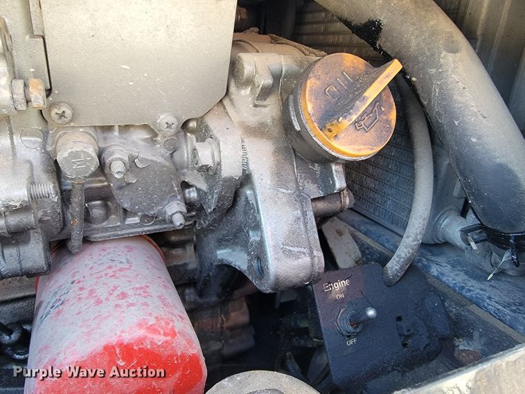 image for item JE9990 2013 Kenworth T700  semi truck