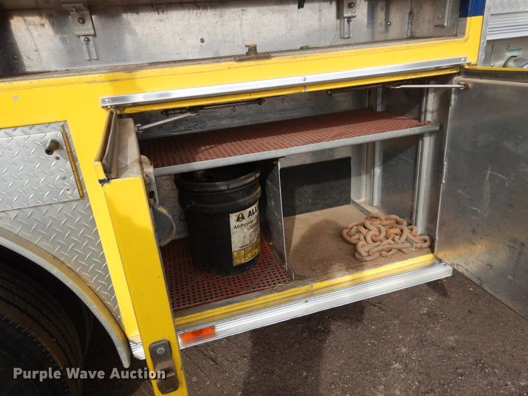 image for item JJ9702 1989 Emergency One Hush Cyclone  pumper fire truck