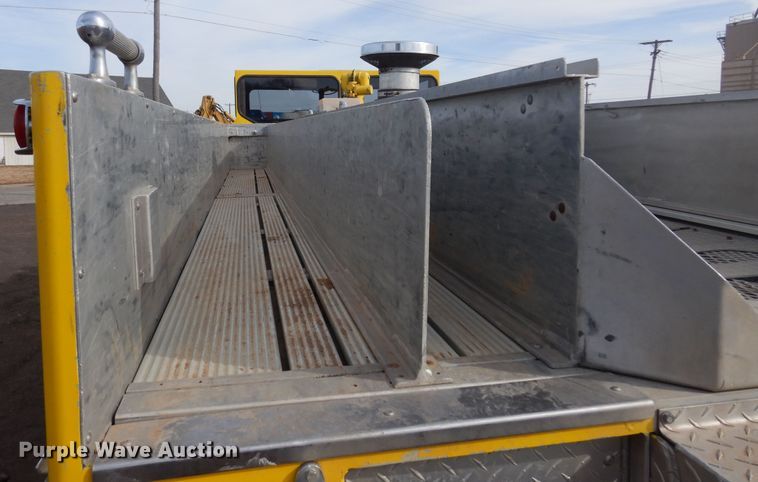 image for item JJ9702 1989 Emergency One Hush Cyclone  pumper fire truck