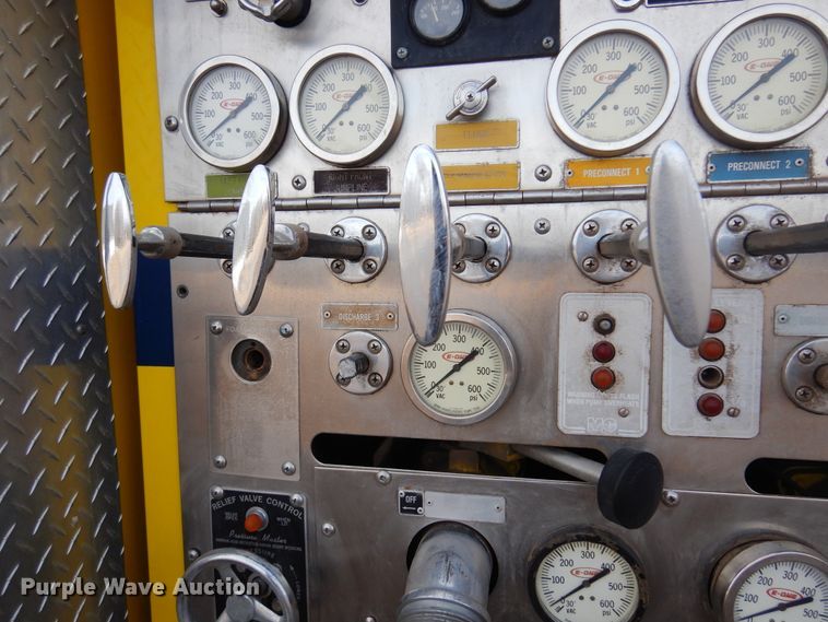 image for item JJ9702 1989 Emergency One Hush Cyclone  pumper fire truck