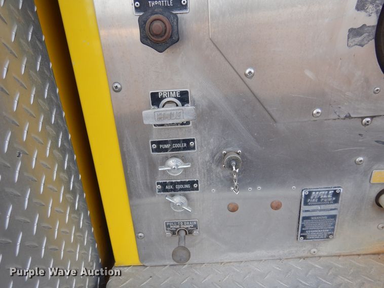 image for item JJ9702 1989 Emergency One Hush Cyclone  pumper fire truck