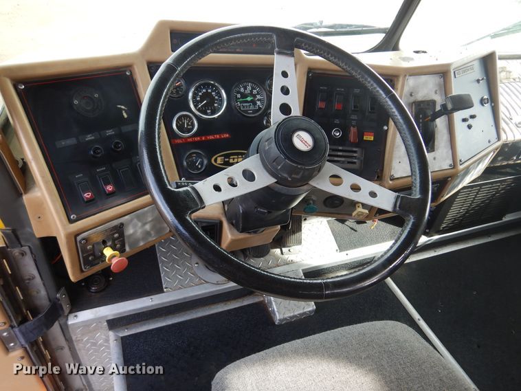 image for item JJ9702 1989 Emergency One Hush Cyclone  pumper fire truck