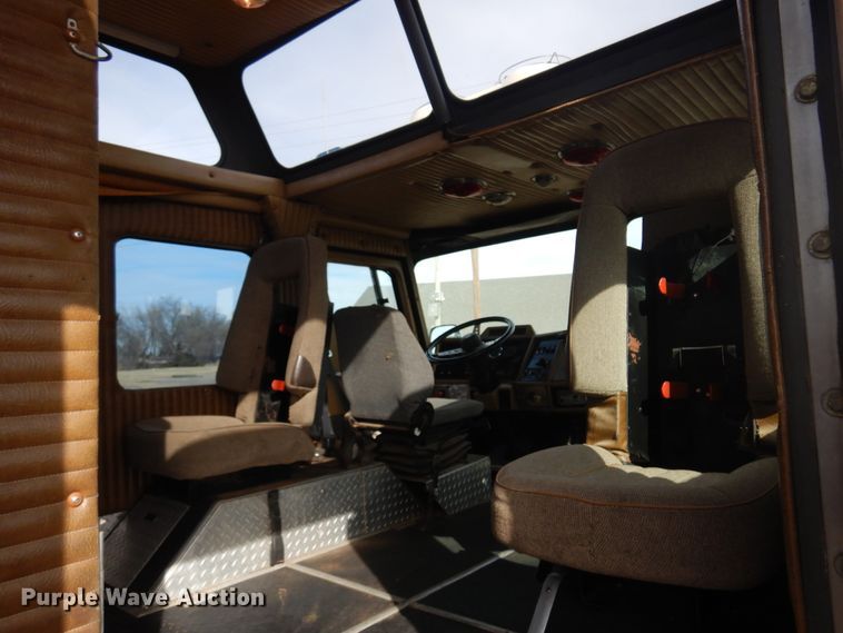 image for item JJ9702 1989 Emergency One Hush Cyclone  pumper fire truck