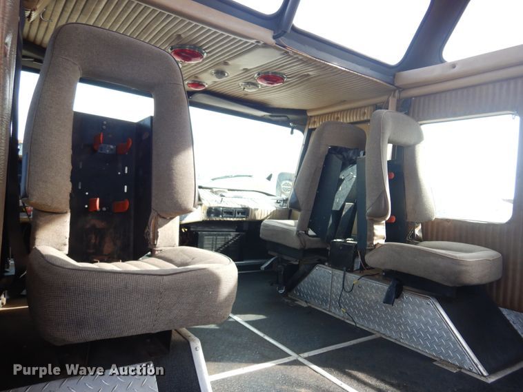 image for item JJ9702 1989 Emergency One Hush Cyclone  pumper fire truck