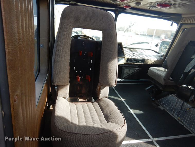 image for item JJ9702 1989 Emergency One Hush Cyclone  pumper fire truck