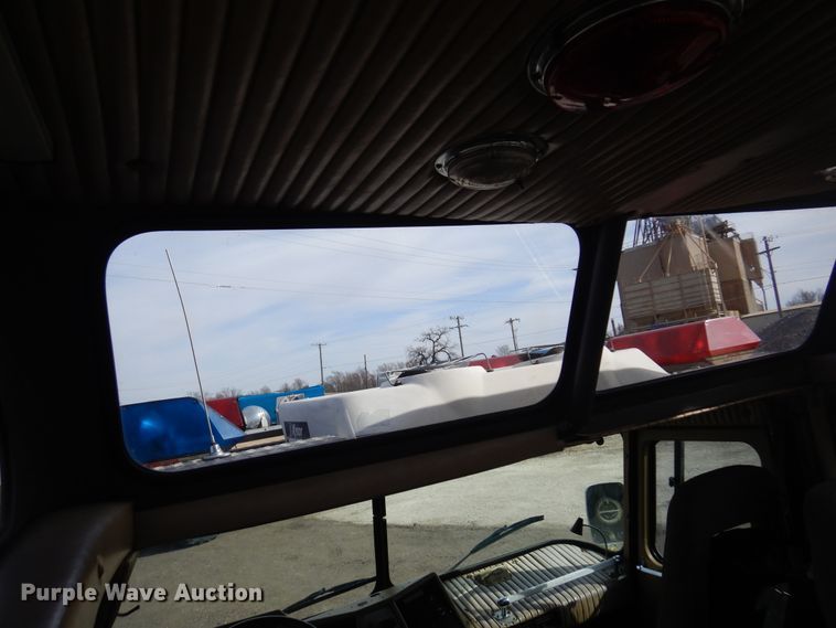 image for item JJ9702 1989 Emergency One Hush Cyclone  pumper fire truck