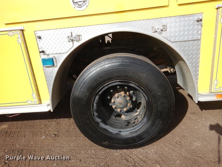 image for item JJ9702 1989 Emergency One Hush Cyclone  pumper fire truck