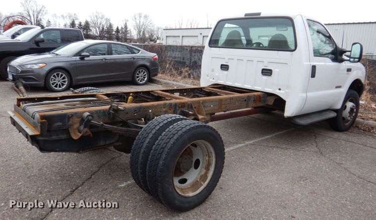 image for item JK9497 2003 Ford F550 Super Duty XL  truck cab and chassis