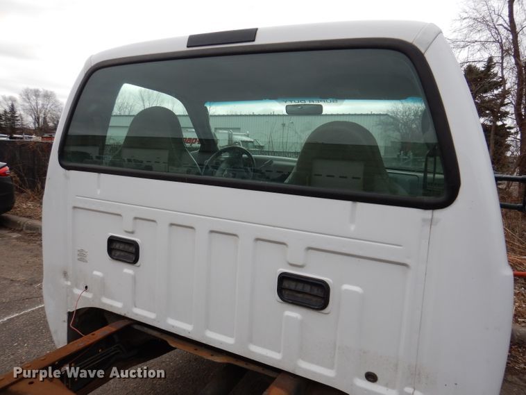 image for item JK9497 2003 Ford F550 Super Duty XL  truck cab and chassis