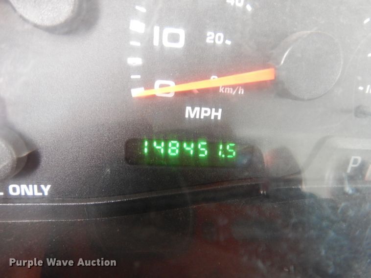 image for item JK9497 2003 Ford F550 Super Duty XL  truck cab and chassis