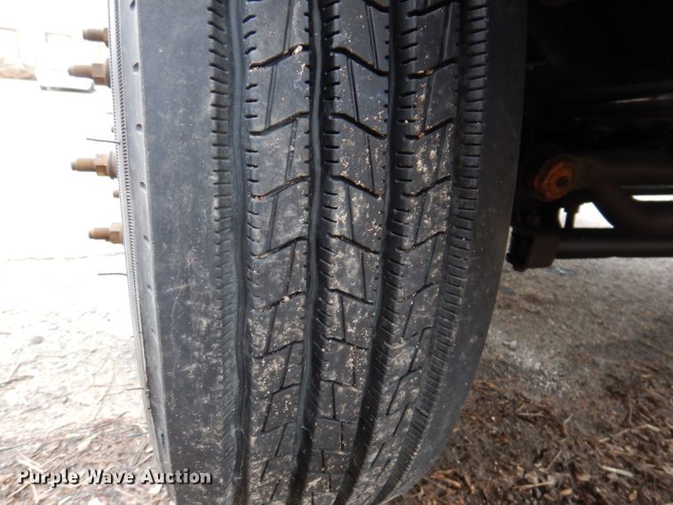 image for item JK9497 2003 Ford F550 Super Duty XL  truck cab and chassis