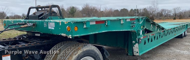 image for item JN9250 2007 Trail King  drop deck equipment trailer