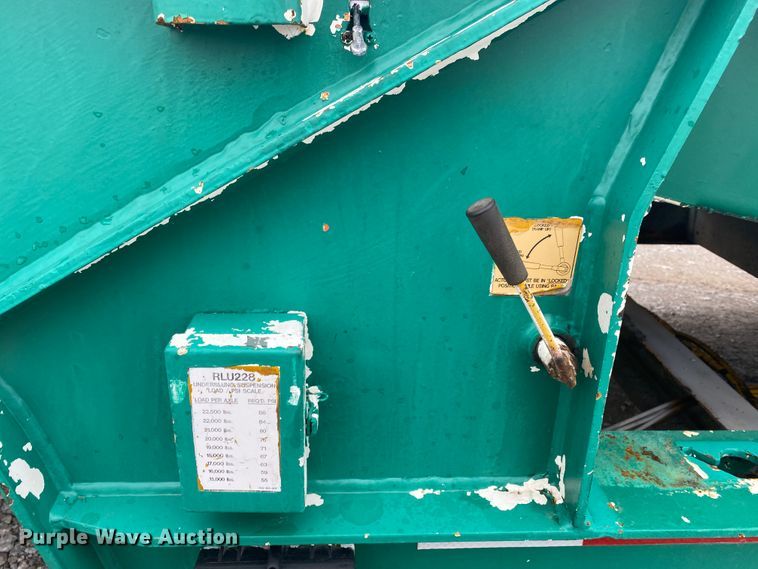 image for item JN9250 2007 Trail King  drop deck equipment trailer