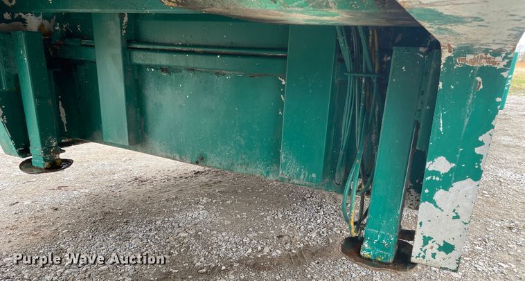 image for item JN9250 2007 Trail King  drop deck equipment trailer