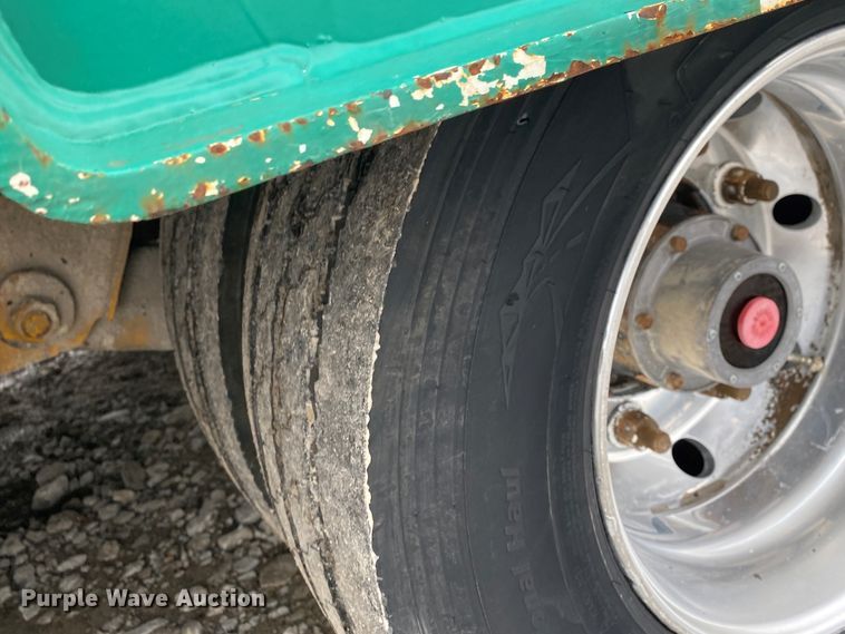 image for item JN9250 2007 Trail King  drop deck equipment trailer