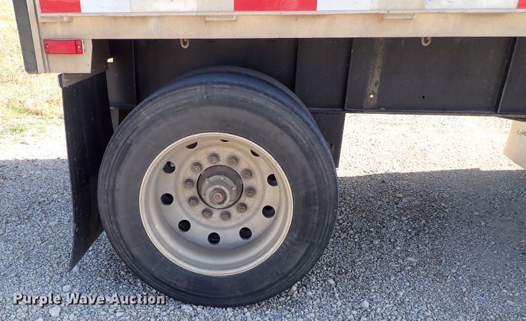 image for item JO9606 2003 Transcraft Eagle  flatbed trailer