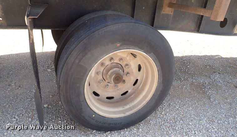 image for item JO9606 2003 Transcraft Eagle  flatbed trailer