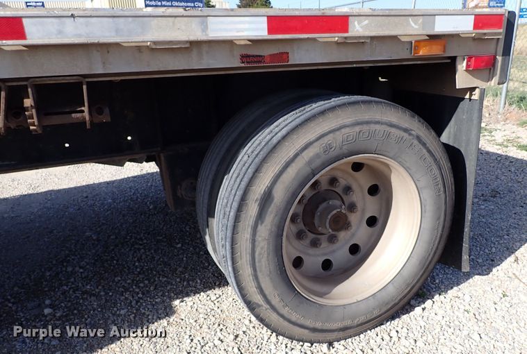 image for item JO9606 2003 Transcraft Eagle  flatbed trailer