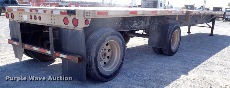 image for item JO9607 2008 Utility Trailers  flatbed trailer