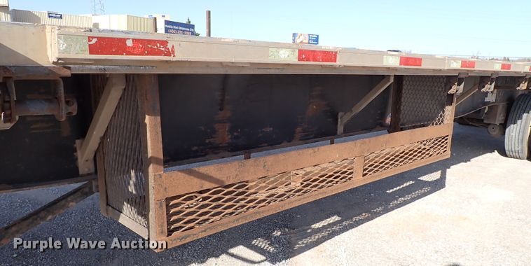 image for item JO9607 2008 Utility Trailers  flatbed trailer