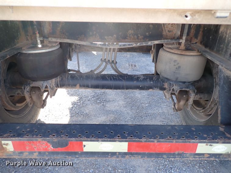 image for item JO9607 2008 Utility Trailers  flatbed trailer