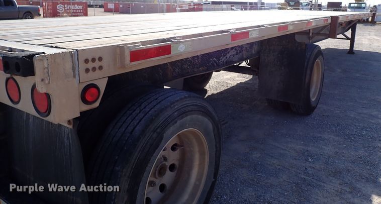 image for item JO9607 2008 Utility Trailers  flatbed trailer