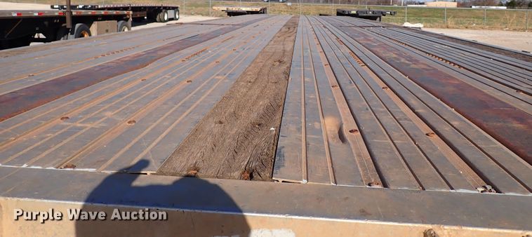 image for item JO9607 2008 Utility Trailers  flatbed trailer