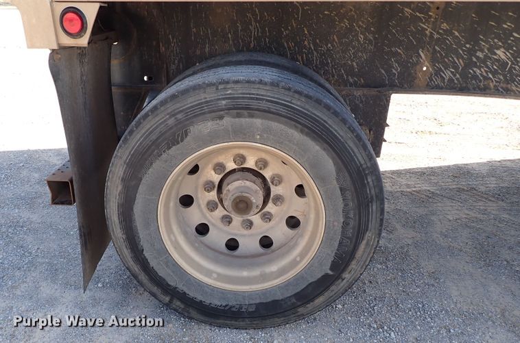 image for item JO9607 2008 Utility Trailers  flatbed trailer