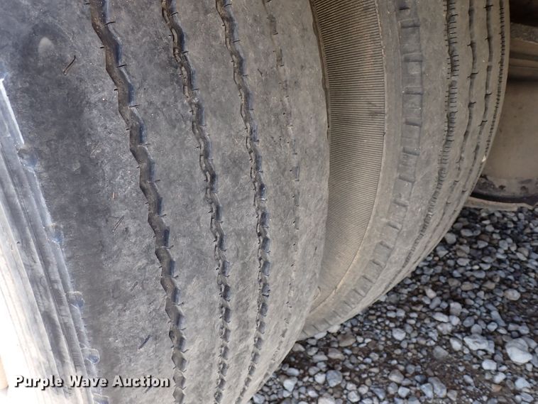 image for item JO9608 2013 Dorsey  drop deck trailer