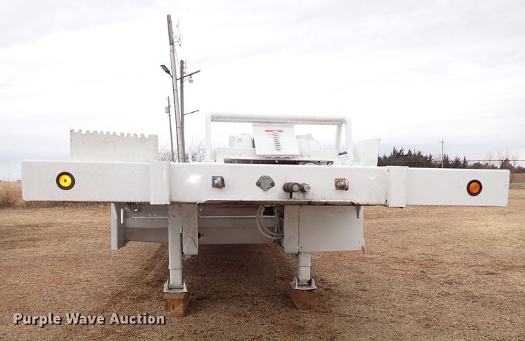 image for item JO9632 2005 Landoll  drop deck equipment trailer