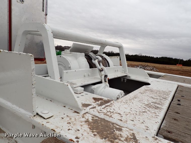 image for item JO9632 2005 Landoll  drop deck equipment trailer