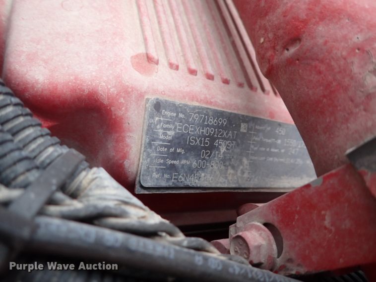 image for item JO9633 2015 Peterbilt 388  semi truck