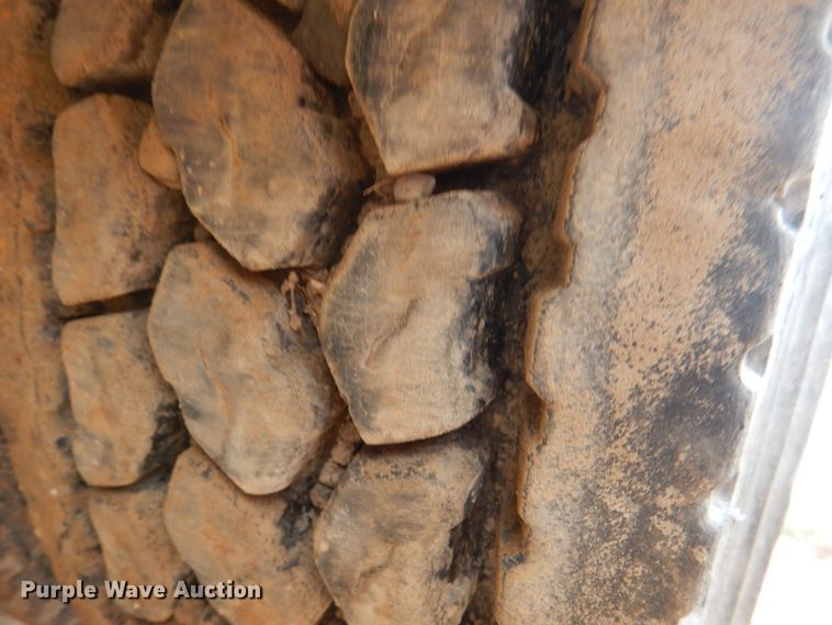 image for item JS9613 2005 Western Star 4900  semi truck