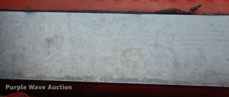 image for item KP9231 2015 Peterbilt 389  semi truck