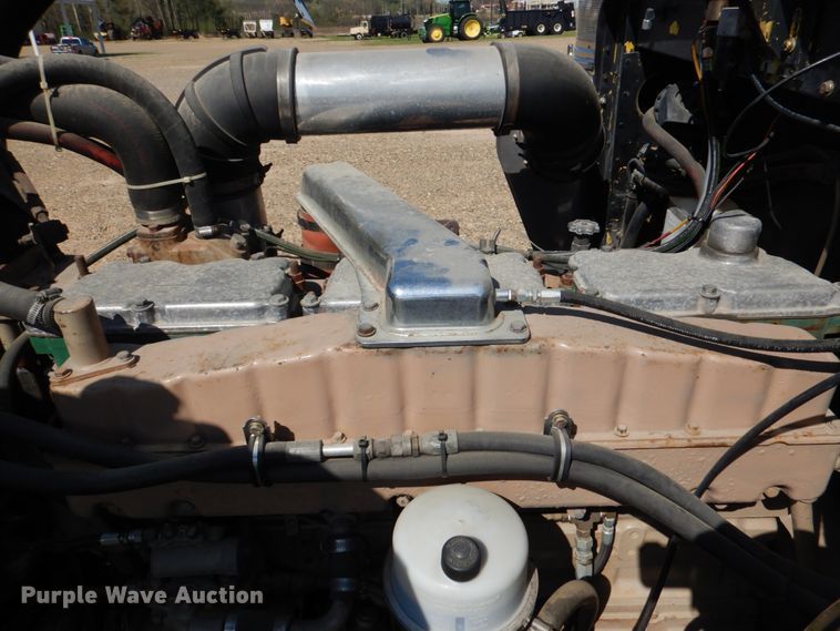 image for item KP9233 1973 Peterbilt 288  semi truck