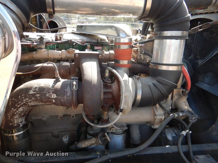 image for item KP9233 1973 Peterbilt 288  semi truck