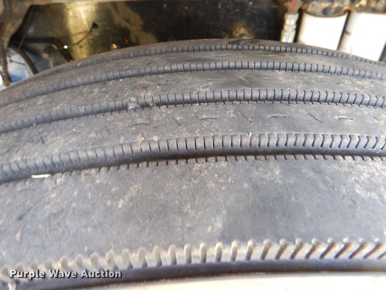 image for item KP9233 1973 Peterbilt 288  semi truck