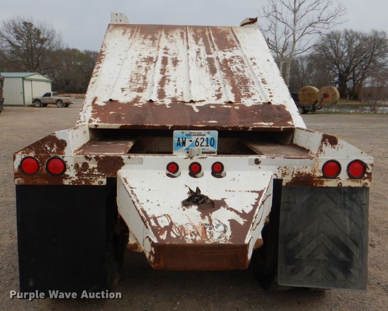 image for item KP9261 2003 Construction Trailer Specialists  bottom dump trailer