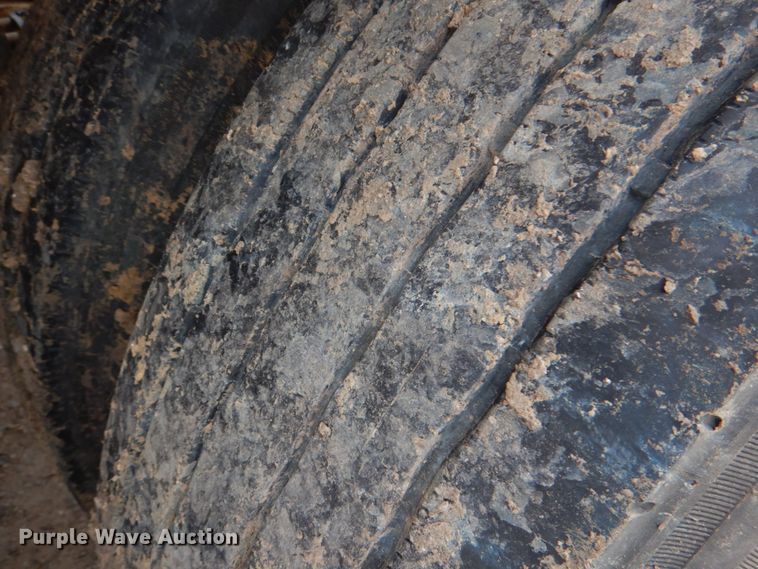 image for item KP9261 2003 Construction Trailer Specialists  bottom dump trailer