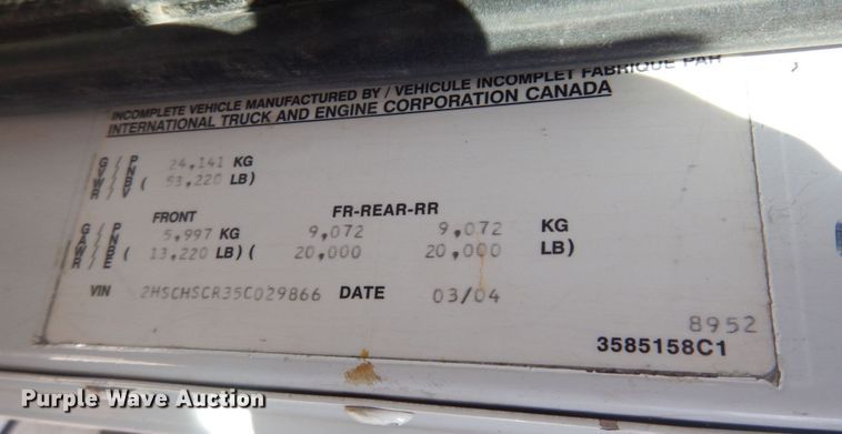 image for item KU9677 2005 International 9900i  flatbed truck