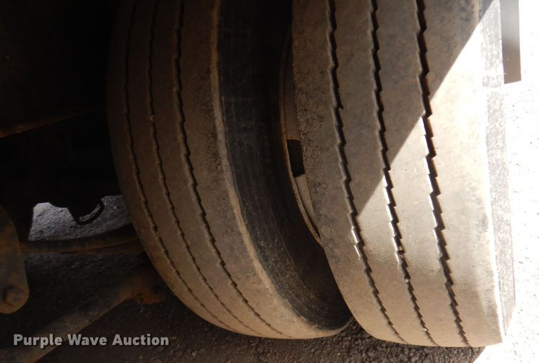 image for item KU9679 2016 Kaufman  equipment trailer