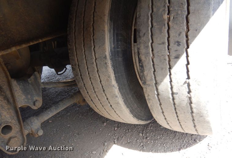 image for item KU9679 2016 Kaufman  equipment trailer